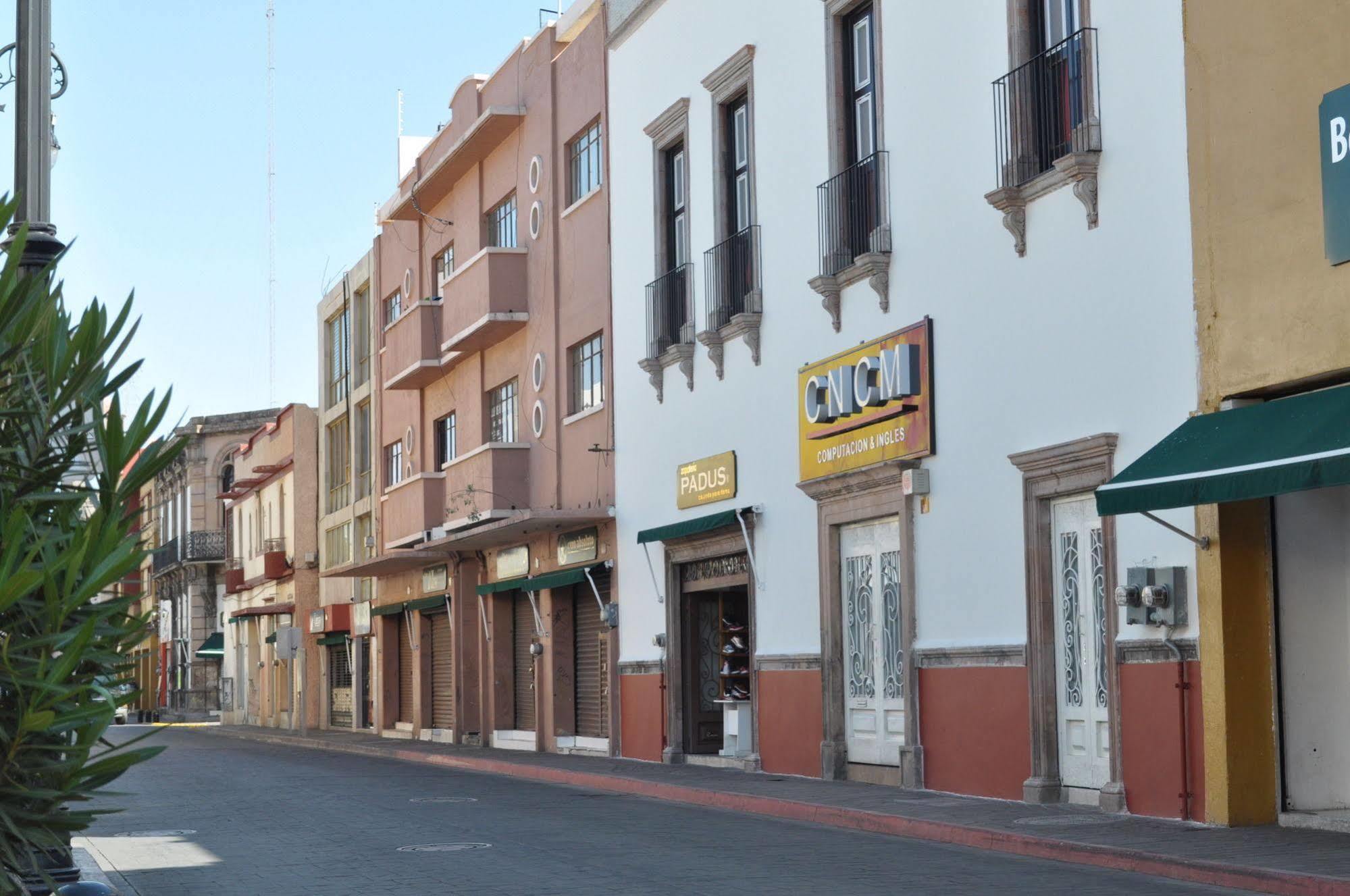 Hotel San Carlos Irapuato Kültér fotó